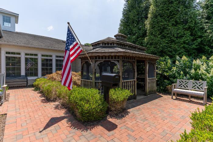 spring-arbor-of-leesburg-exterior-2