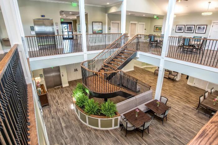 spring-arbor-of-richmond-dining-area-4
